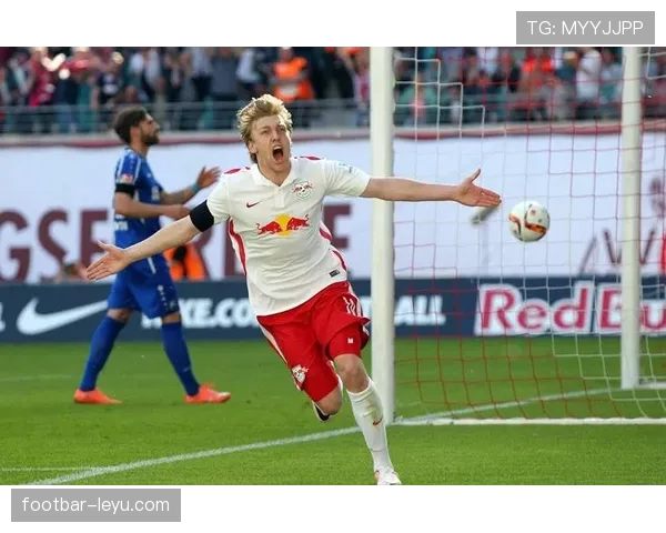 门兴进攻火力全开，德甲赛季状态回暖引关注